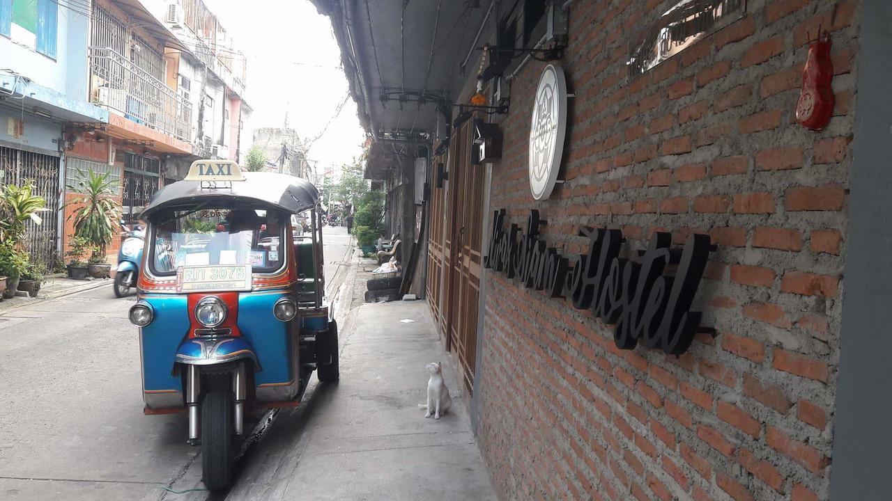 Nivas Siam Hostel Bangkok Exterior foto